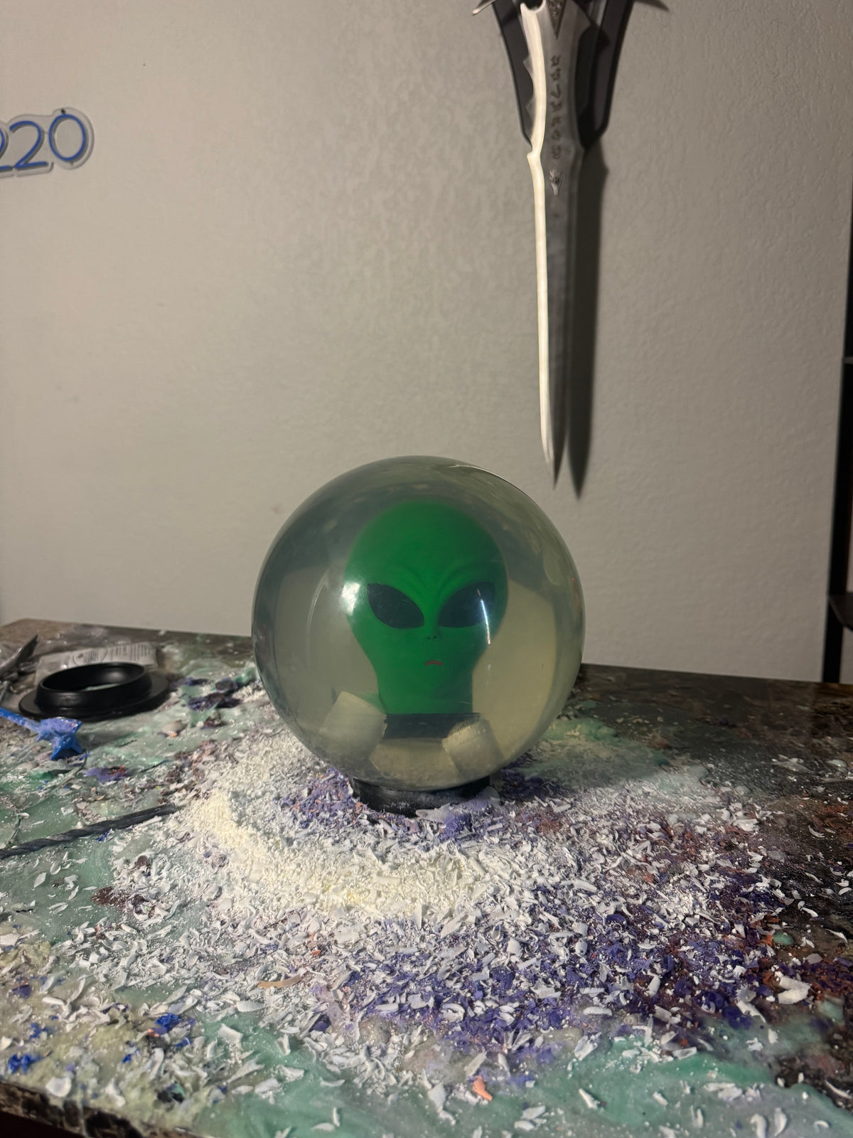 USED Lanehawk Alien (15LB)