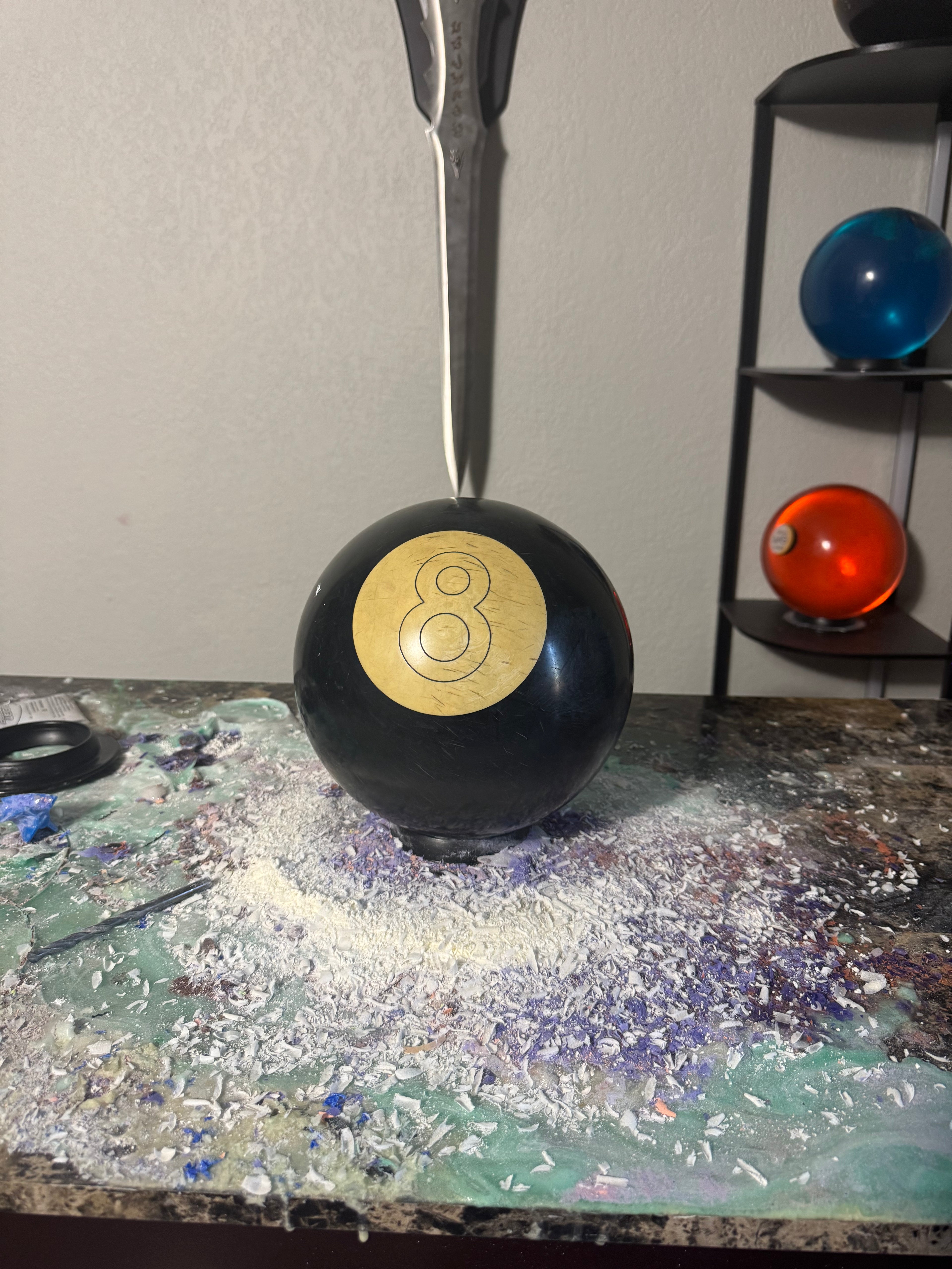 USED Ebonite 8-Ball REACTIVE (15LB)