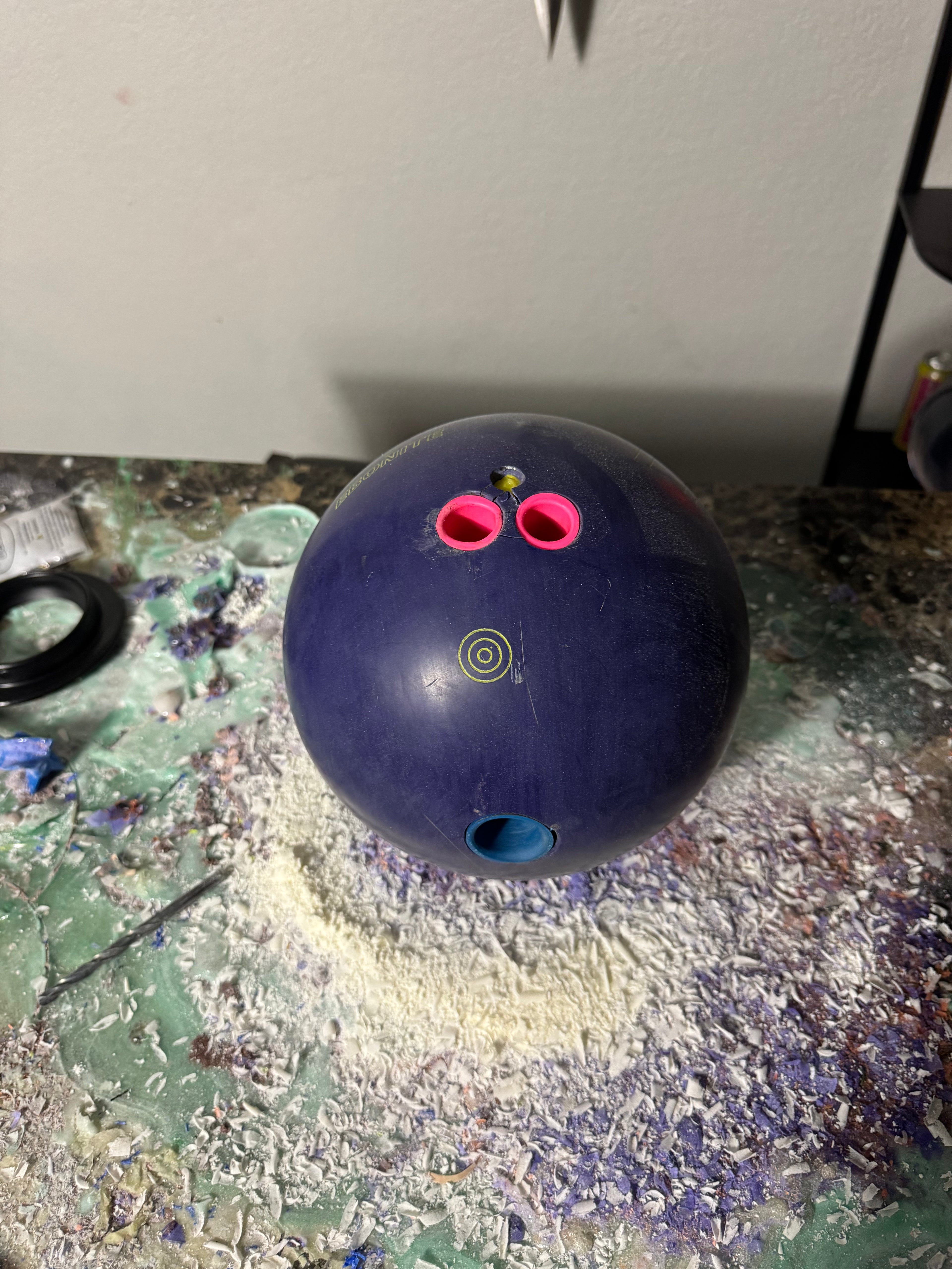 USED slightly CRACKED Ebonite Matrix (15LB)